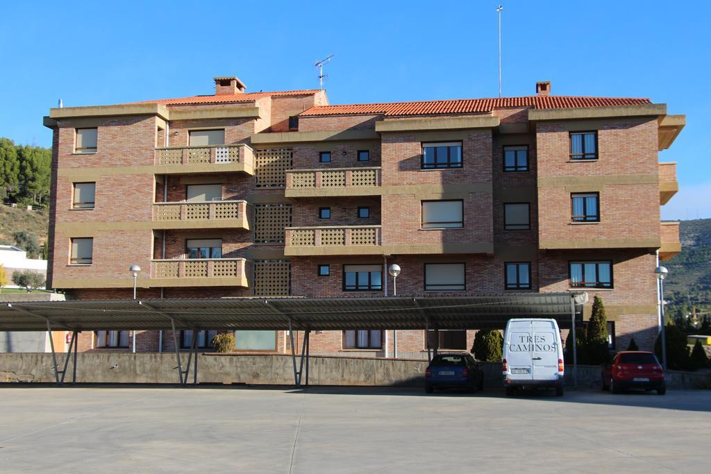 Aparthotel Tres Caminos El Grado Exterior photo